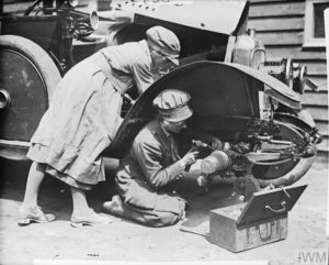 THE WOMEN'S ARMY AUXILIARY CORPS ON THE WESTERN FRONT, 1917-1918